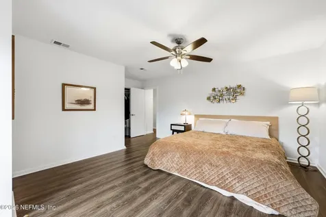 3857 Sandy Shores Drive Jacksonville FL 32277