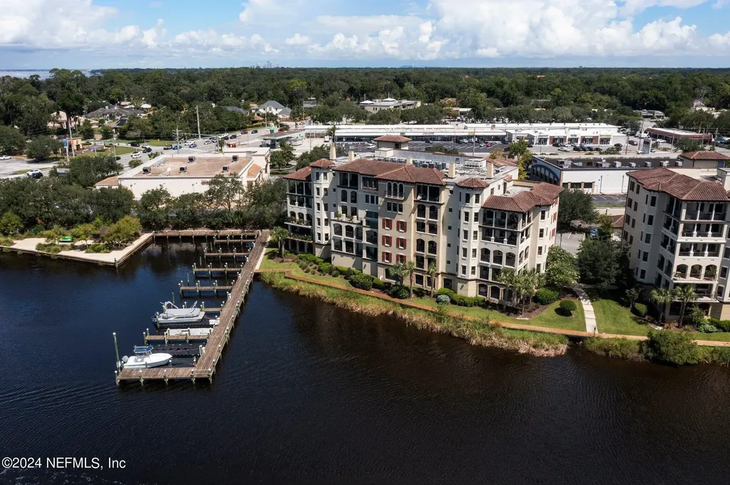3958 Baymeadows Road Jacksonville FL 32217