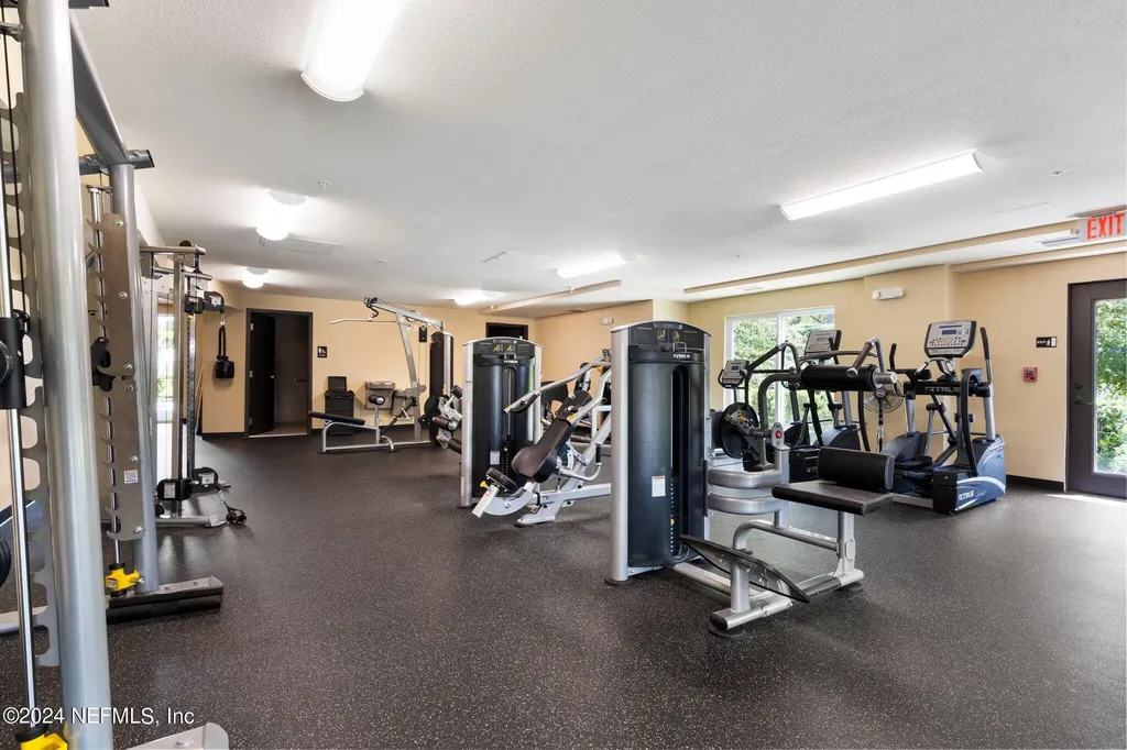 3958 Baymeadows Road Jacksonville FL 32217