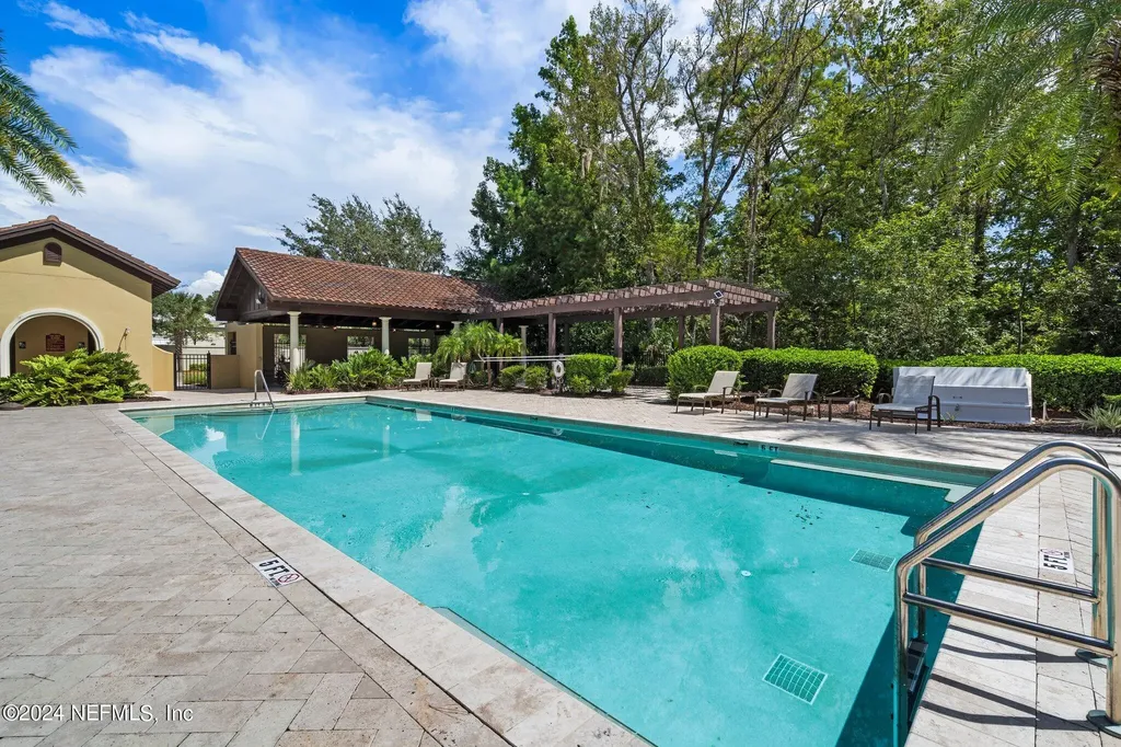 3958 Baymeadows Road Jacksonville FL 32217