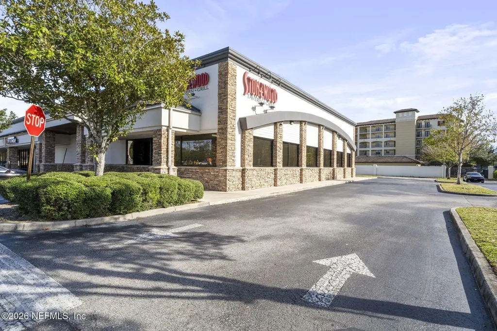 3958 Baymeadows Road Jacksonville FL 32217