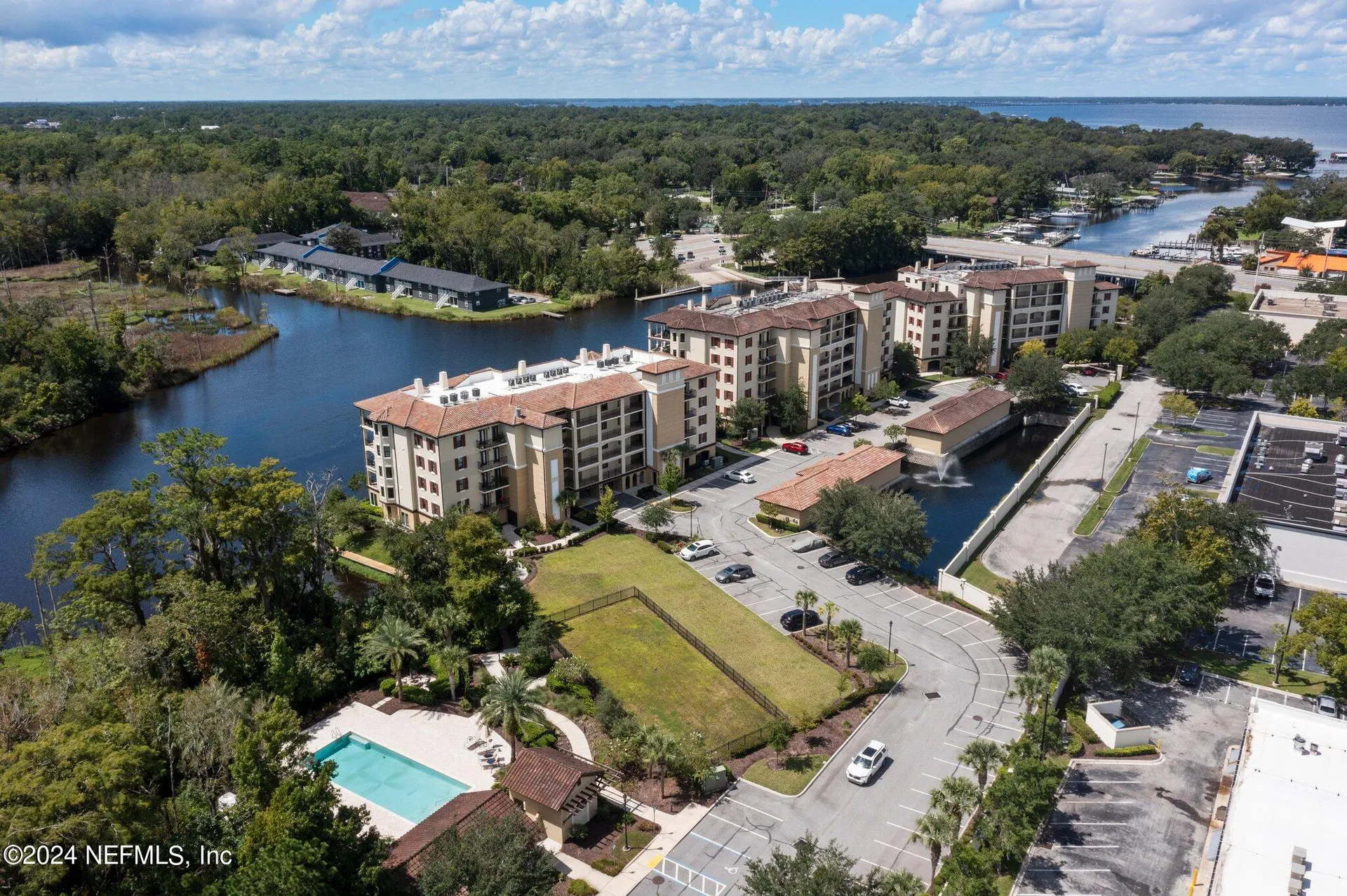 3958 Baymeadows Road Jacksonville FL 32217