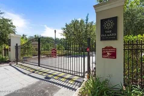 3958 Baymeadows Road Jacksonville FL 32217