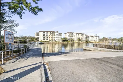 3958 Baymeadows Road Jacksonville FL 32217