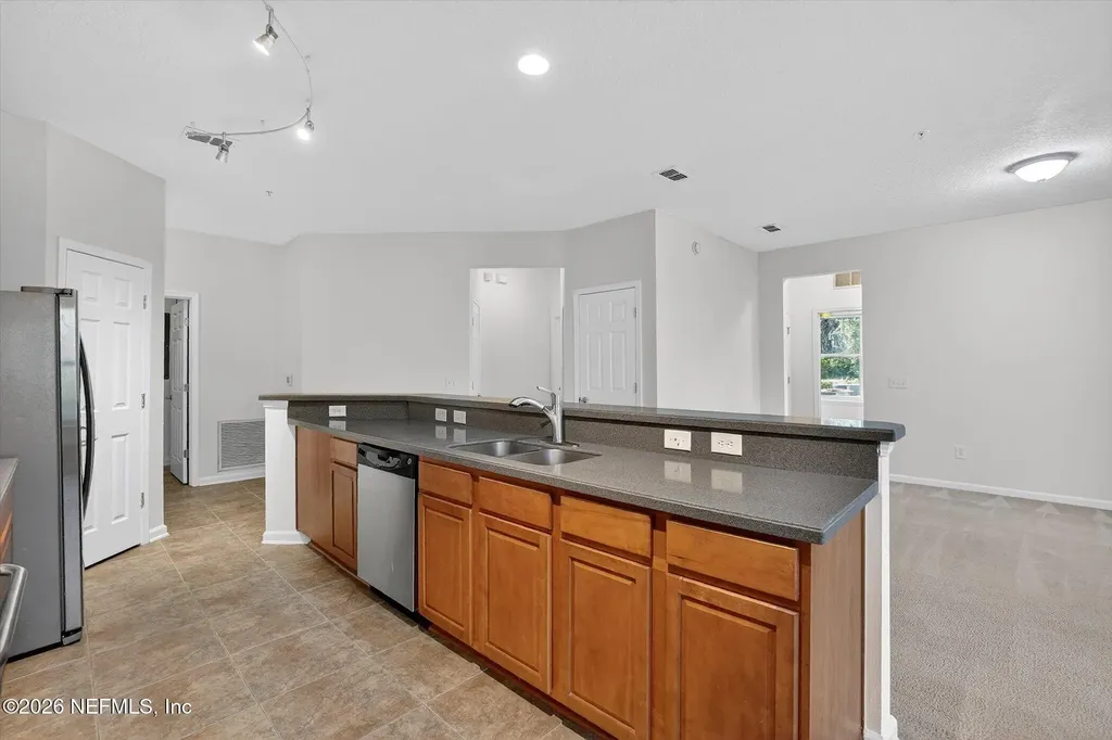 13364 Beach Boulevard Jacksonville FL 32224
