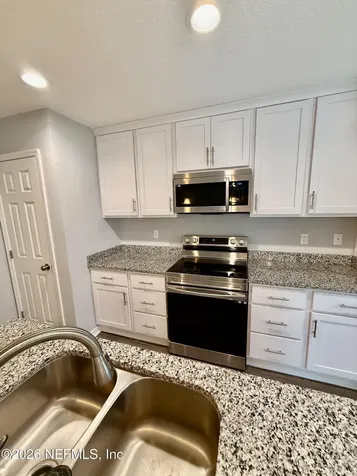 8336 Hewitt Street Jacksonville FL 32244