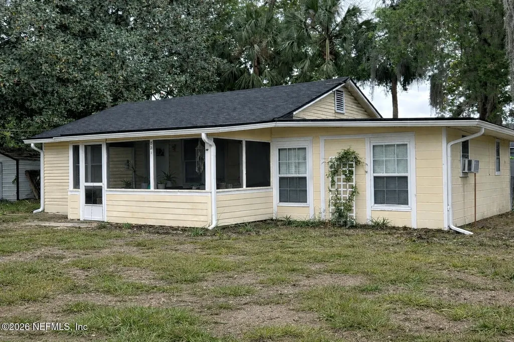 821 Cove Street Green Cove Springs FL 32043
