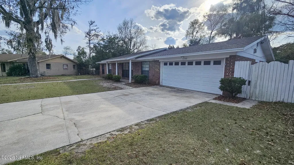 1720 Bay Circle W Orange Park FL 32073