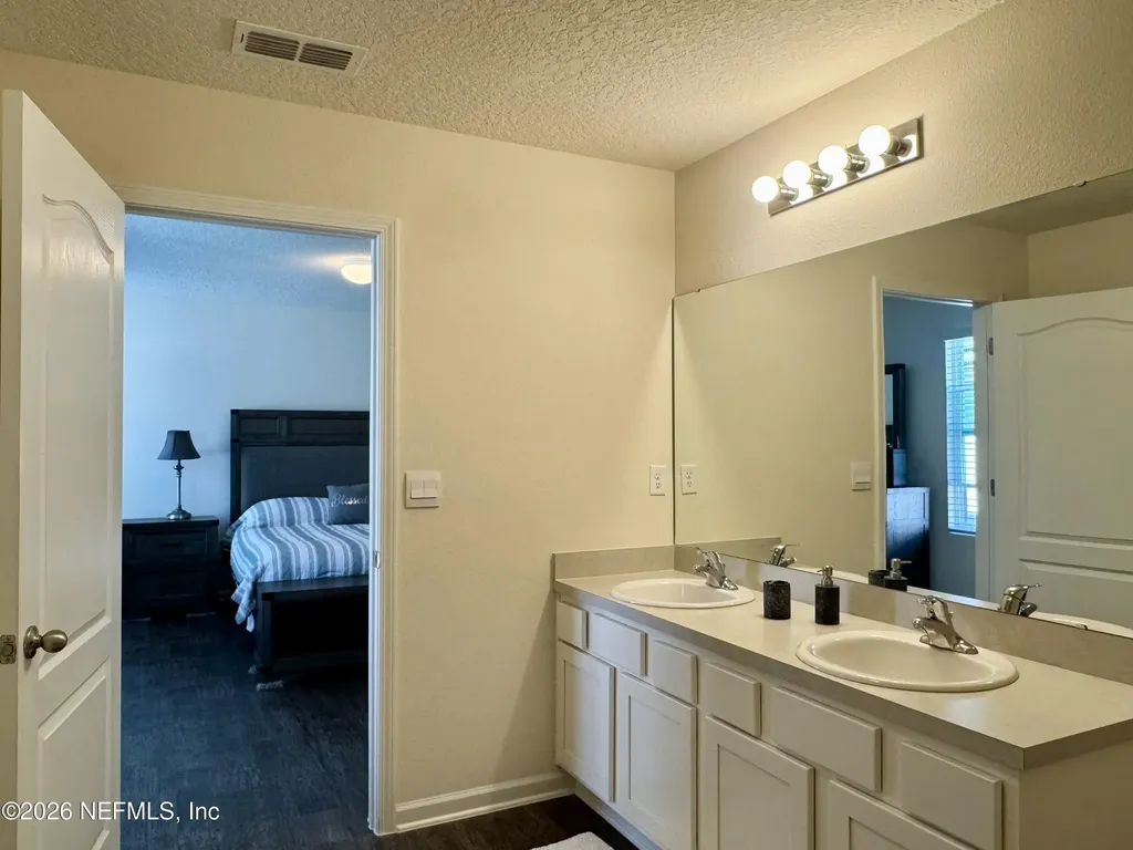 2227 Falling Star Lane Green Cove Springs FL 32043