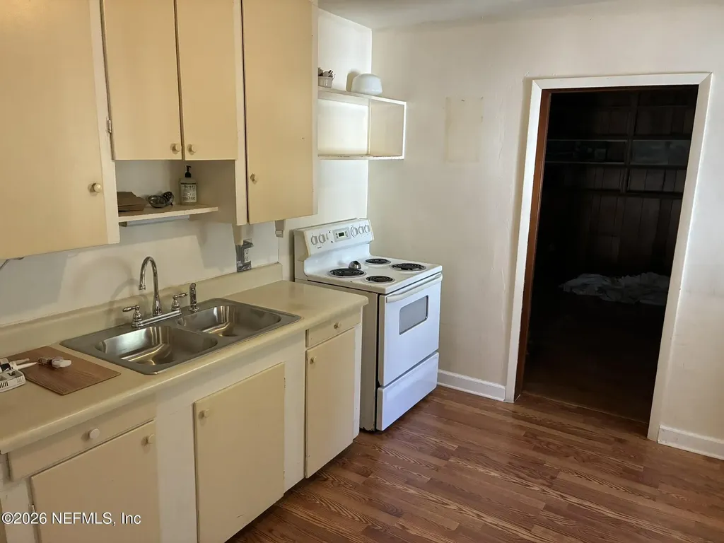 809 N Cypress Avenue Green Cove Springs FL 32043