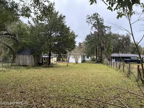 809 N Cypress Avenue Green Cove Springs FL 32043