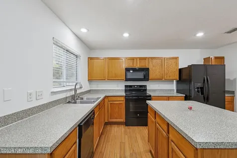 7222 Beekman Lake Drive S Jacksonville FL 32222