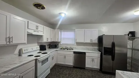4934 Donnybrook Avenue Jacksonville FL 32208