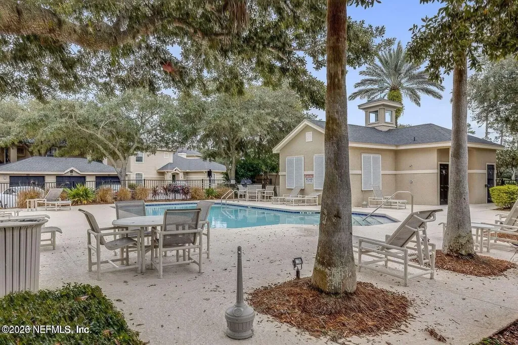 1701 The Greens Way Jacksonville Beach FL 32250