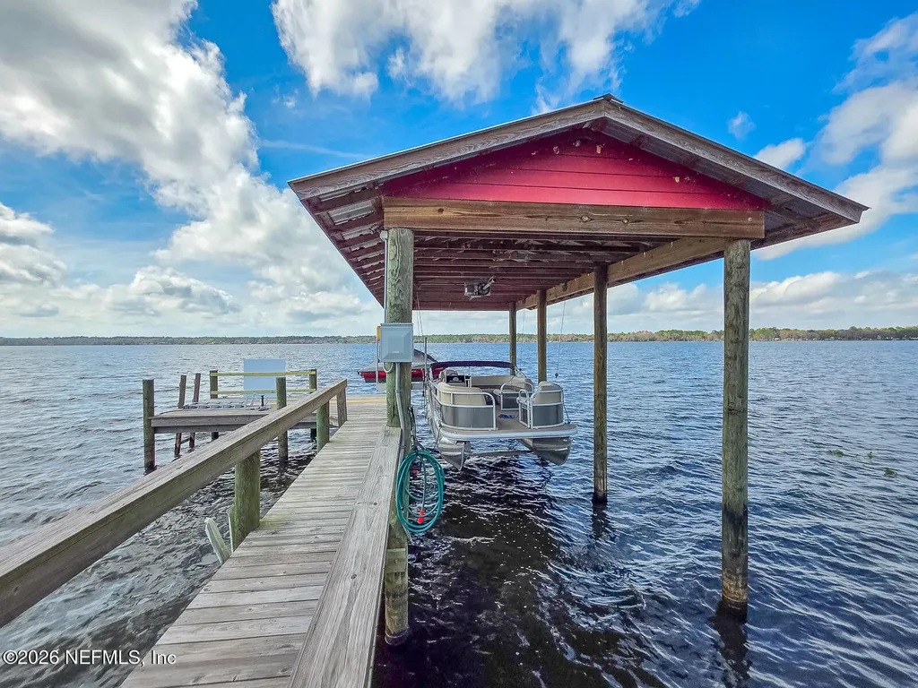 108 Maple Terrace Florahome FL 32140