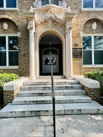 2525 College Street Jacksonville FL 32204
