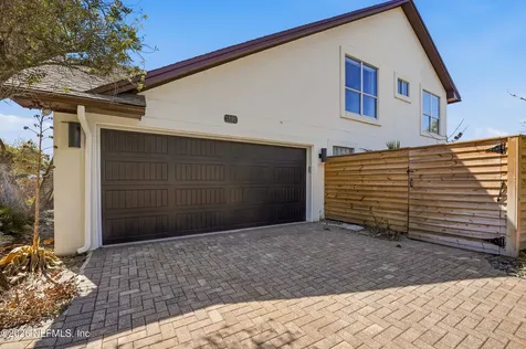 1890 Beachside Court Atlantic Beach FL 32233