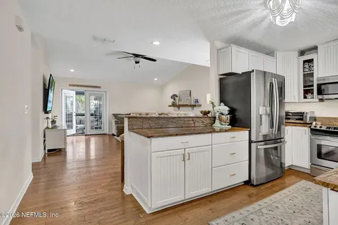 1091 13th Street N Jacksonville Beach FL 32250