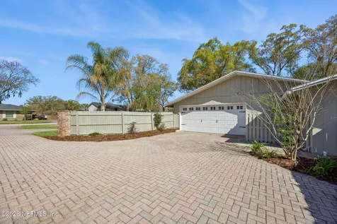 7955 Pine Lake Road Jacksonville FL 32256