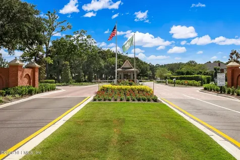 7955 Pine Lake Road Jacksonville FL 32256
