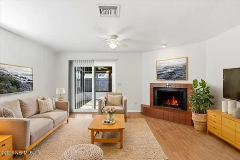 154 Pine Street Atlantic Beach FL 32233