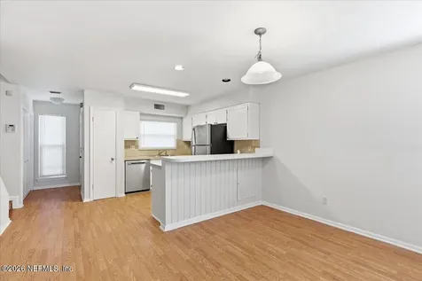 154 Pine Street Atlantic Beach FL 32233