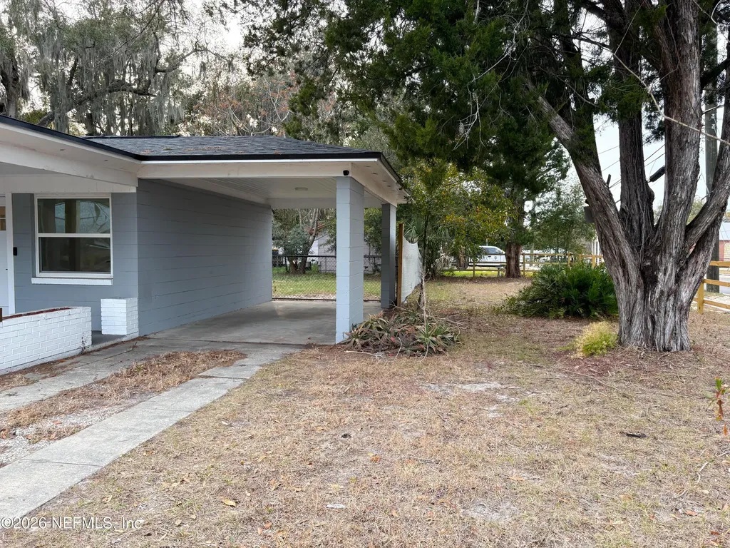 100 Husson Avenue Palatka FL 32177