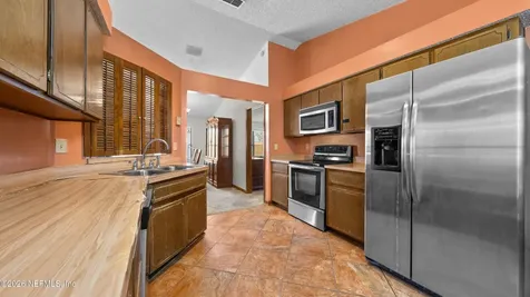 8357 Wilson Boulevard Jacksonville FL 32210
