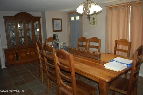 18811 SE 243rd Street Hawthorne FL 32640