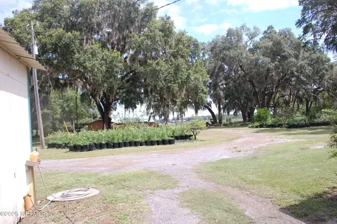 18811 SE 243rd Street Hawthorne FL 32640