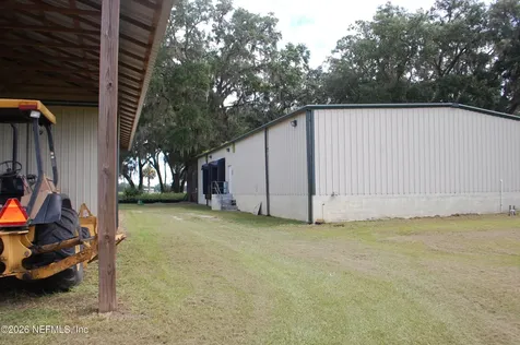 18811 SE 243rd Street Hawthorne FL 32640
