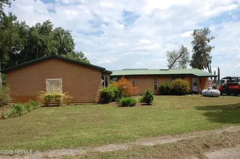 18811 SE 243rd Street Hawthorne FL 32640