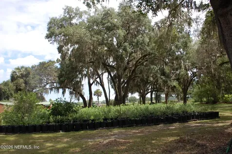 18811 SE 243rd Street Hawthorne FL 32640