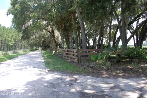 18811 SE 243rd Street Hawthorne FL 32640