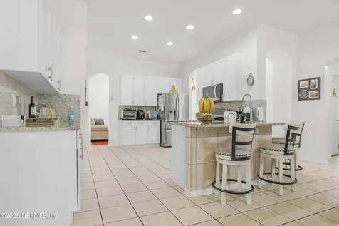 3781 Victoria Lakes Drive E Jacksonville FL 32226