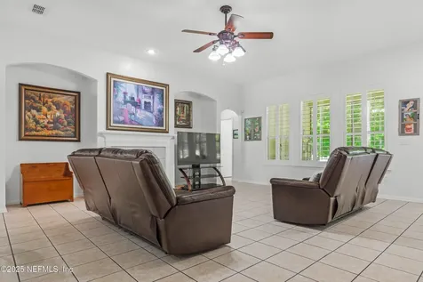 3781 Victoria Lakes Drive E Jacksonville FL 32226