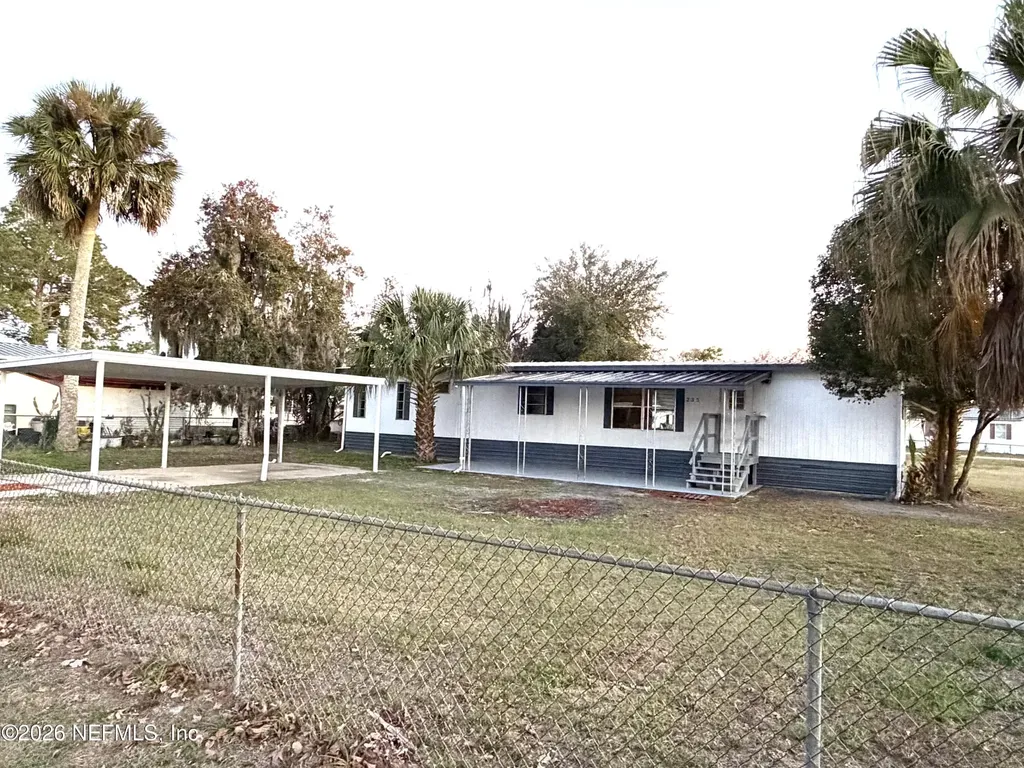 235 Alabama Street Crescent City FL 32112