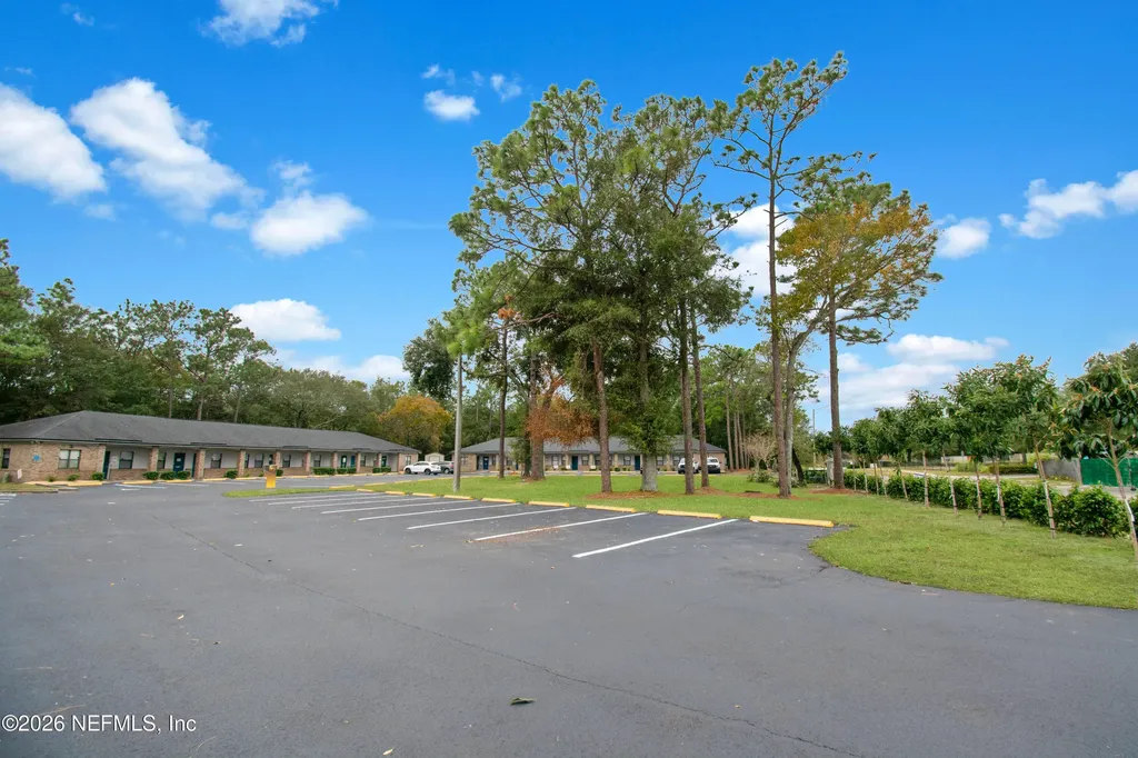 550 N Balmoral Circle Jacksonville FL 32218