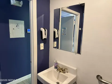 550 N Balmoral Circle Jacksonville FL 32218
