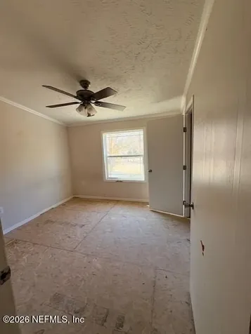 390 E River Road East Palatka FL 32131
