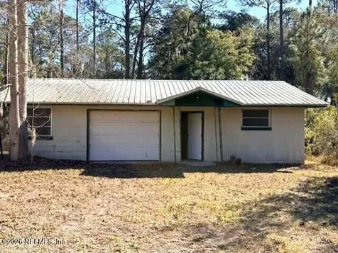 390 E River Road East Palatka FL 32131