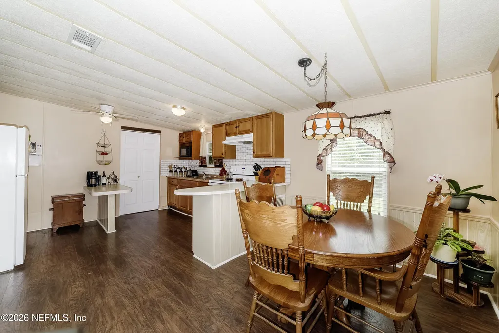 206 Dolphin Drive Georgetown FL 32139