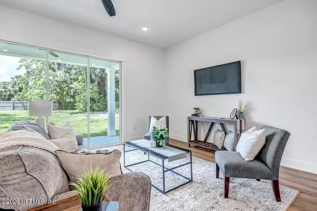 8674 Royalwood Drive Jacksonville FL 32256