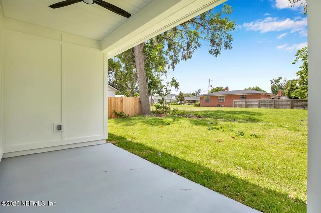 8674 Royalwood Drive Jacksonville FL 32256