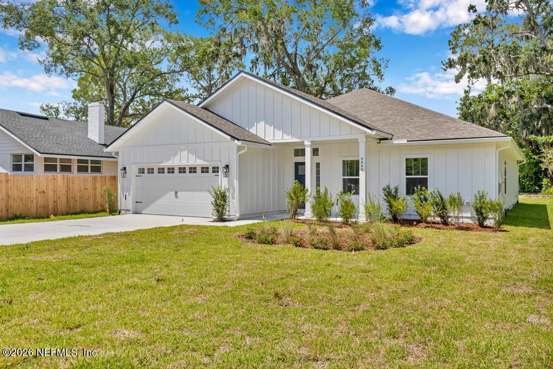 8674 Royalwood Drive Jacksonville FL 32256