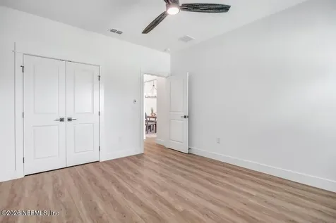 8674 Royalwood Drive Jacksonville FL 32256