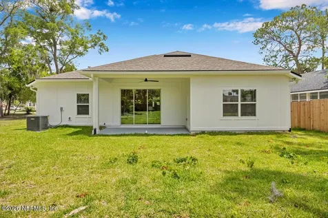 8674 Royalwood Drive Jacksonville FL 32256