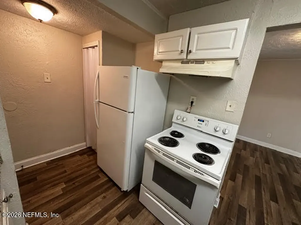 7527 Tampa Avenue Jacksonville FL 32208