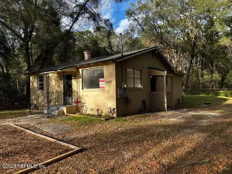 7527 Tampa Avenue Jacksonville FL 32208