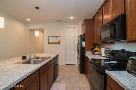 2233 Lincoln Sendero Trail Jacksonville FL 32218